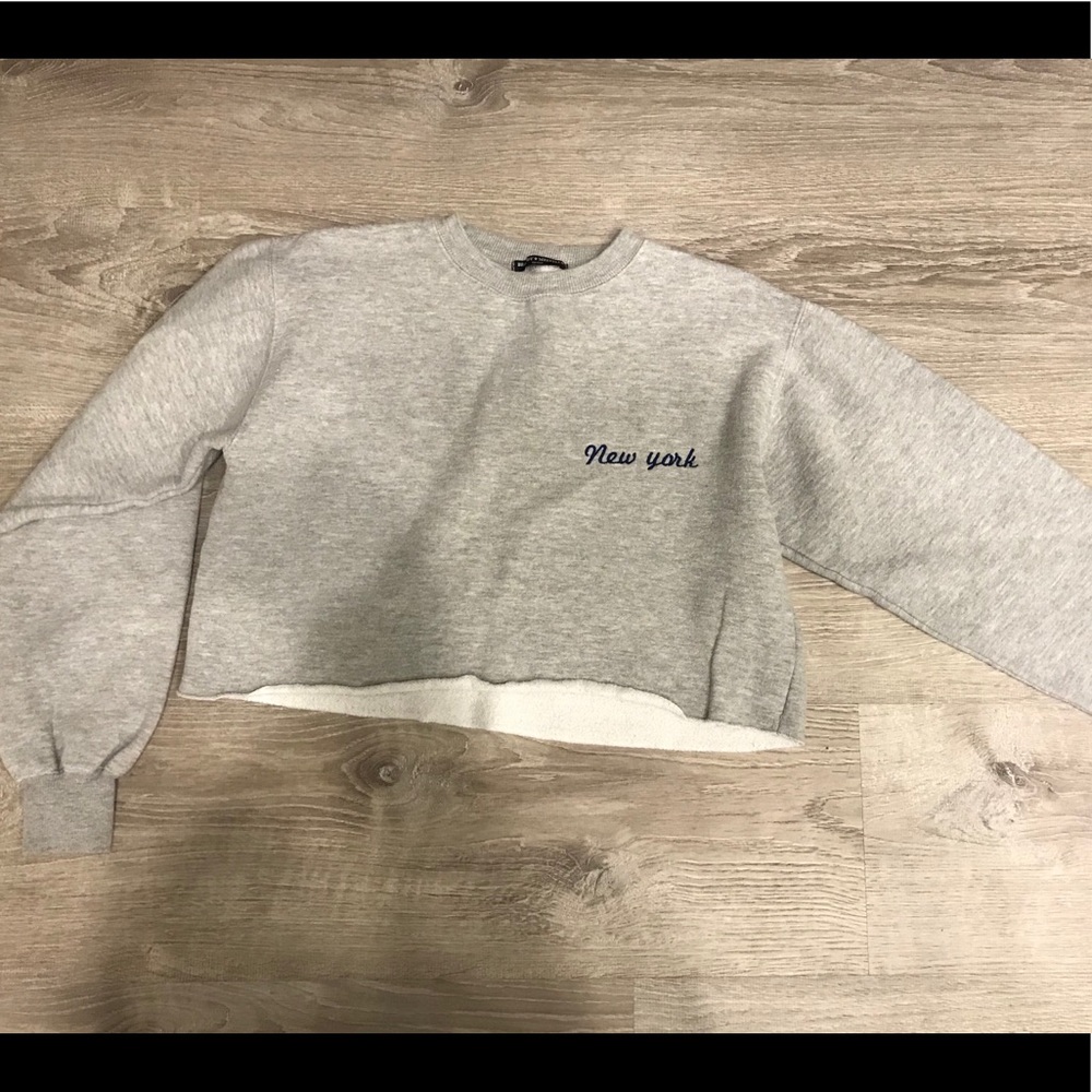 Brandy Melville crop sweatshirt.